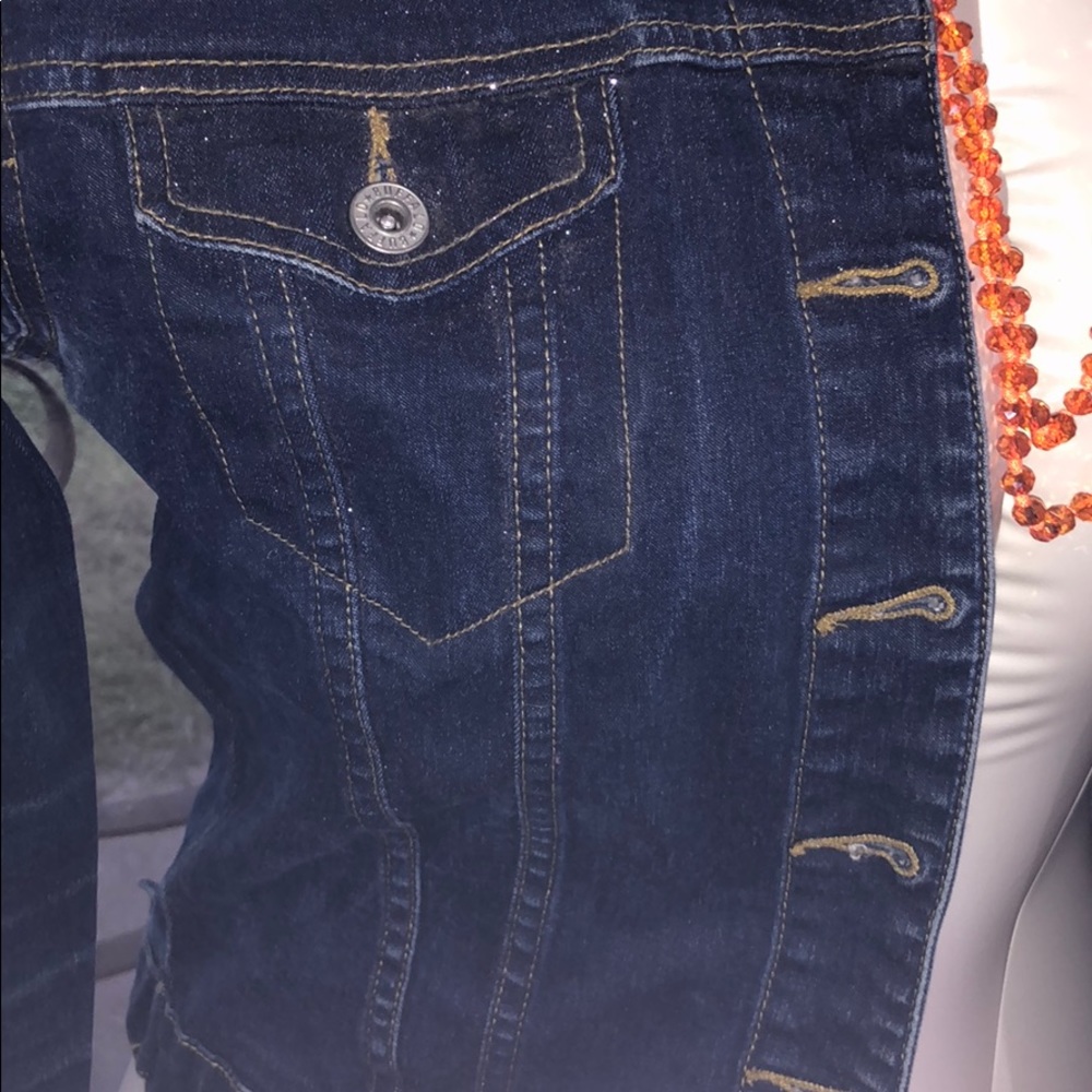 Blue jean jacket - Picture 2 of 7
